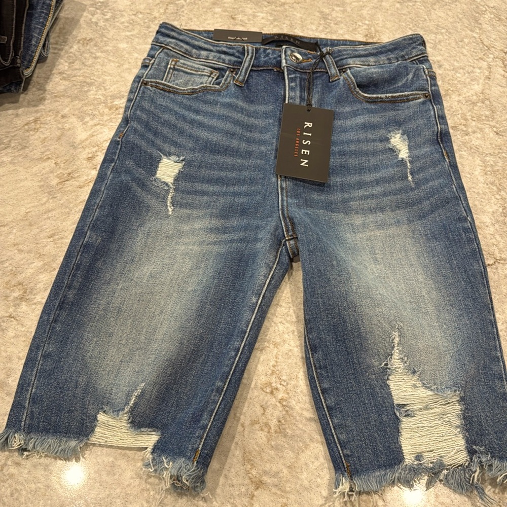 NWT Risen shorts- sz med